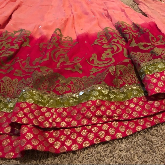 Indian Pakistani Salma Dawood Bridal Wear - Picture 6 of 11